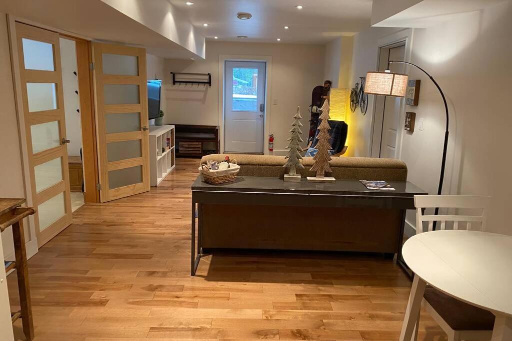 Hideaway On Quartz - 1Bed 1Bath Suite Golden Exterior foto